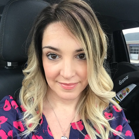 nicoleb218